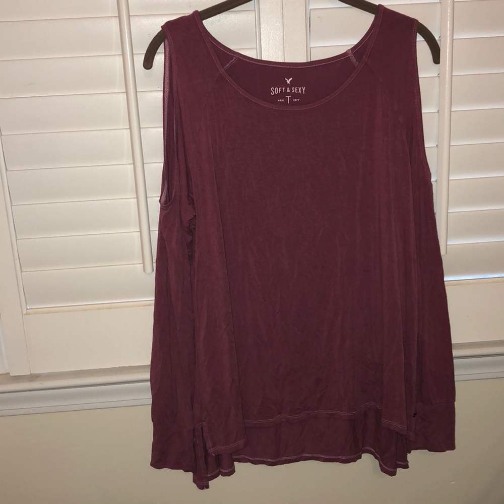 Cut out sleeve long sleeve top